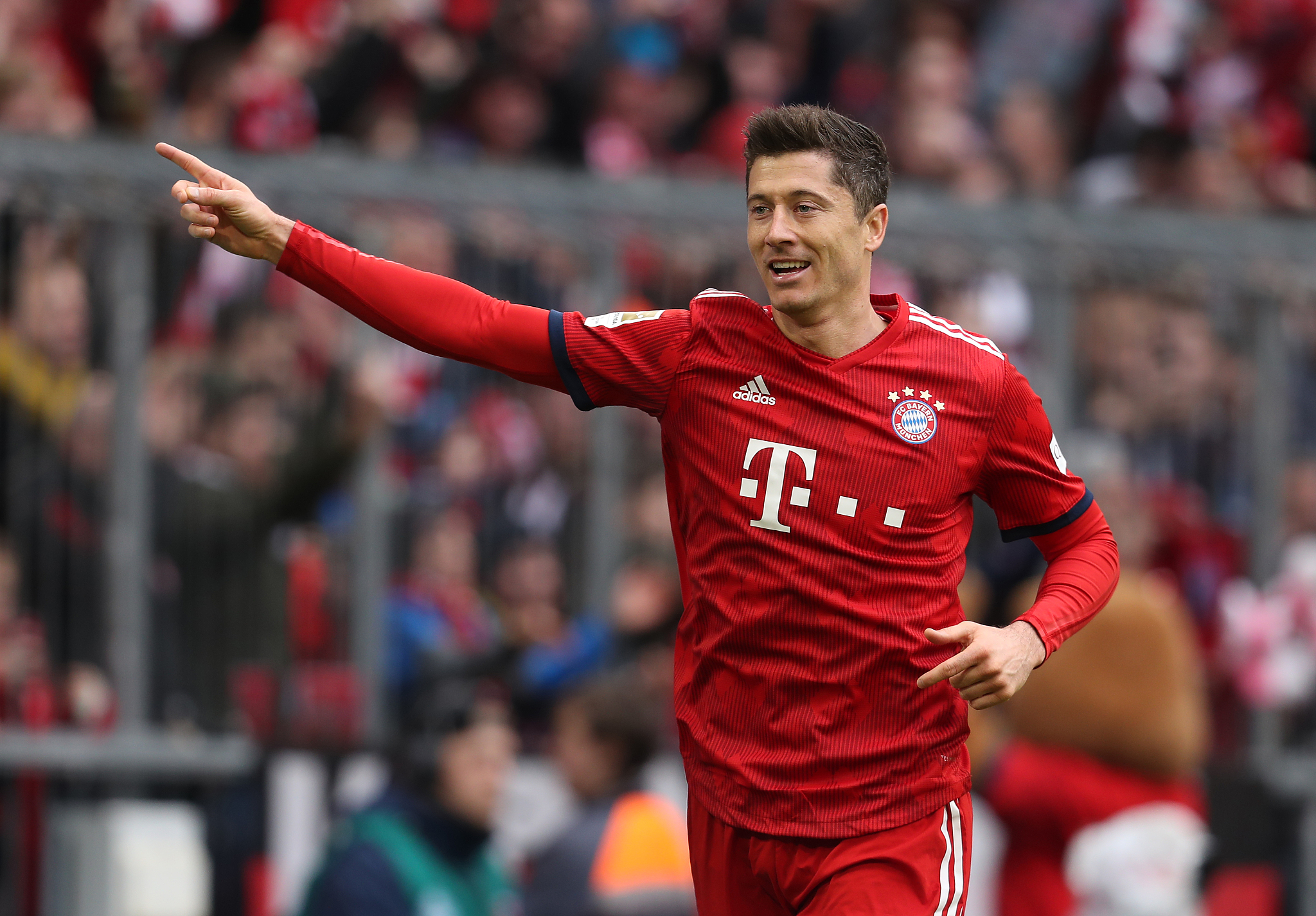 最后一舞！国安五虎将迎生涯终点战，球迷：请带着奖杯离开！（谢幕之战！国安五虎将迎职业终章，球迷：捧杯告别！）