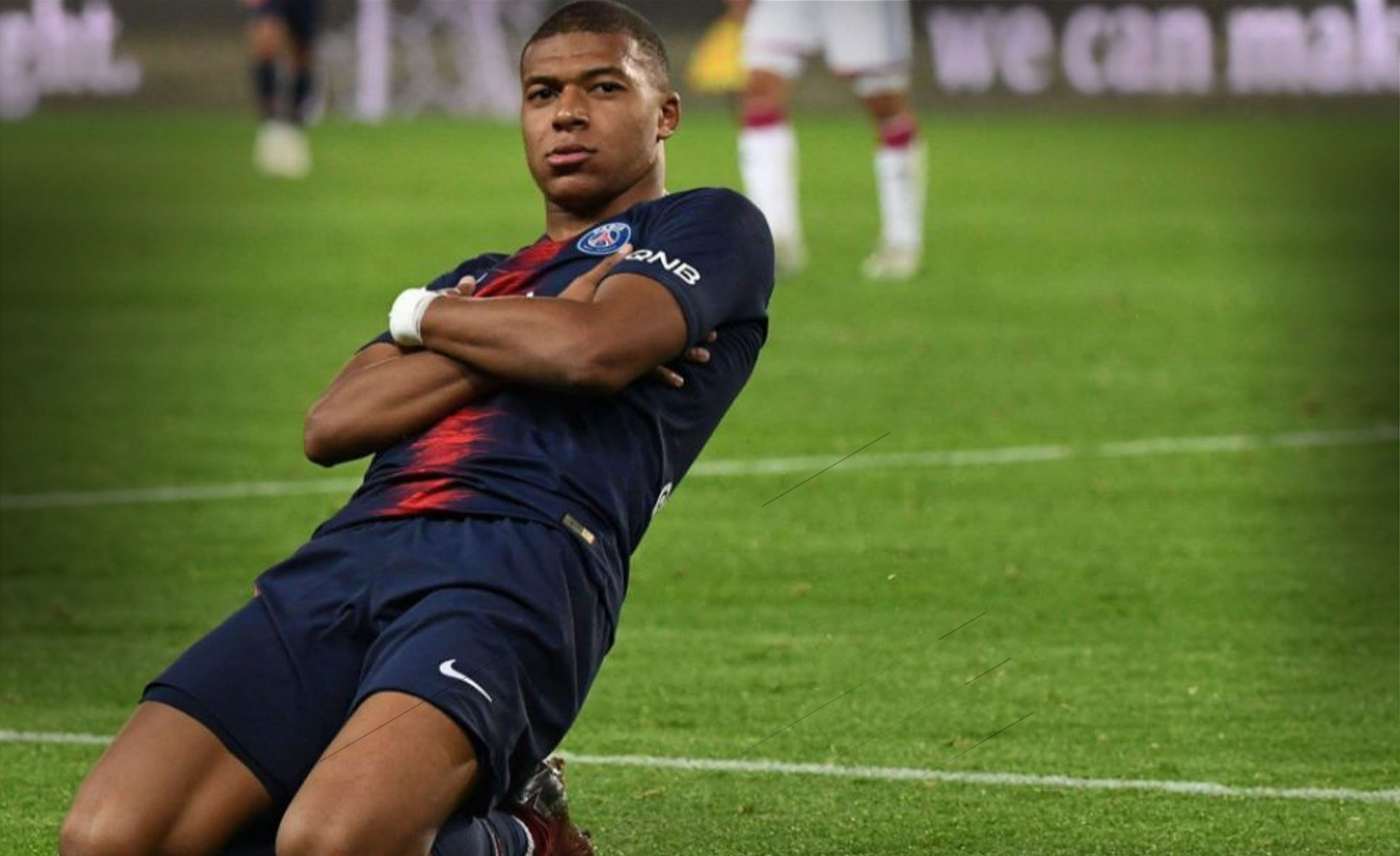 皇马19岁球星陷绝境，父亲引圣经怒怼俱乐部，一月转会成定局？（皇马19岁新星深陷困局，父亲援引圣经怒批俱乐部，冬窗转会在即？）