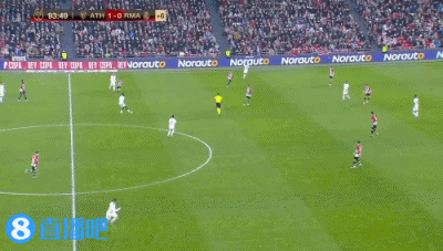 佩蒂特：巴黎球员太个人主义，和上赛季欧冠决赛判若两队（佩蒂特批巴黎：球员过分个人主义，与上季欧冠决赛判若两队）