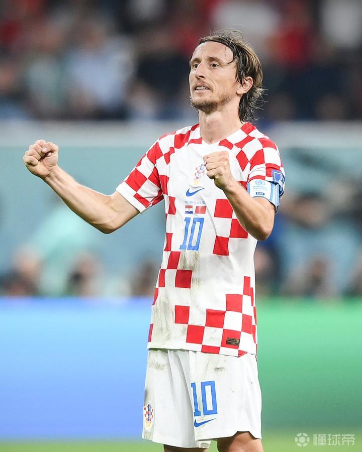 海牛外援兰克尔-泽控诉球队：我拒绝了续约，不想留在欠薪队（海牛外援兰克尔-泽指责俱乐部：拒绝续约，不愿继续效力欠薪球队）