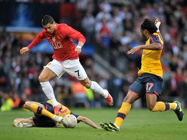 斯基拉：早安哥是那不勒斯非卖品，7000万解约金2027年才生效（斯基拉：那不勒斯将早安哥列为非卖，7000万违约金要到2027年才生效）